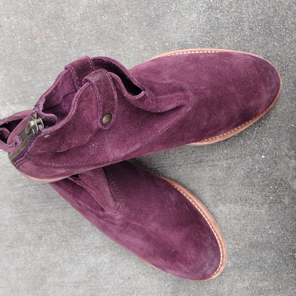 (T10)Johnston and Murphy suede booties - Picture 9 of 9